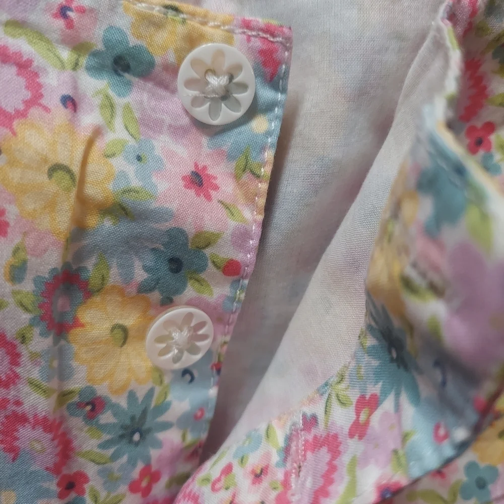OSH KOSH  Size 3T Floral Dress Stain on waistband